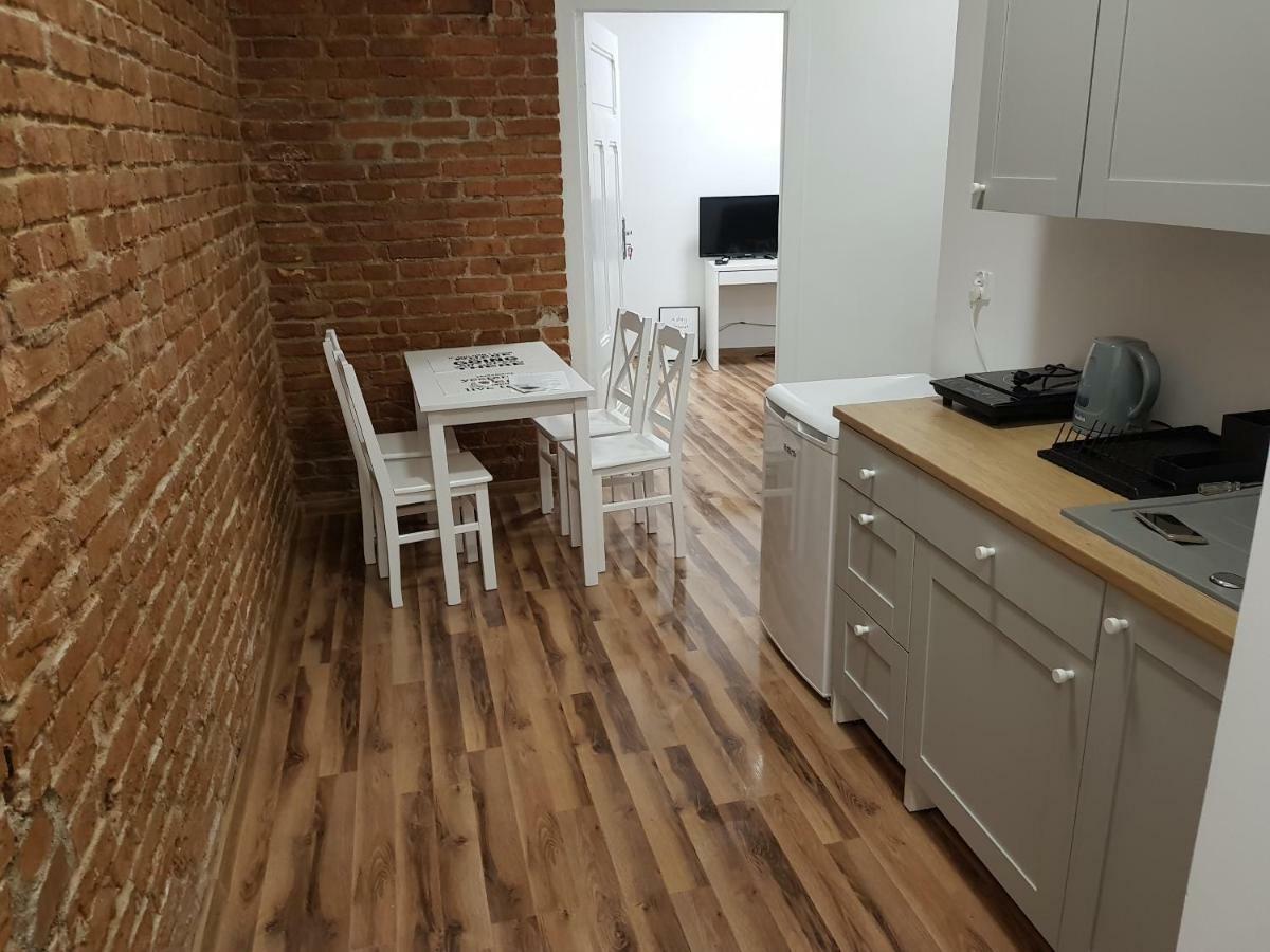 Apartament 2 pokoje z prywatnymi łazienkami Centrum Poznań Zewnętrze zdjęcie